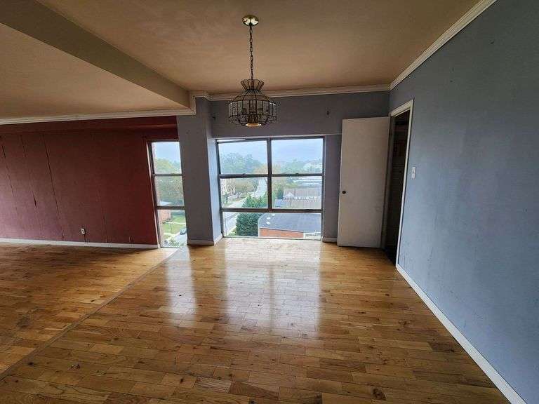 6606 Park Heights Ave #811, Baltimore, MD 21215