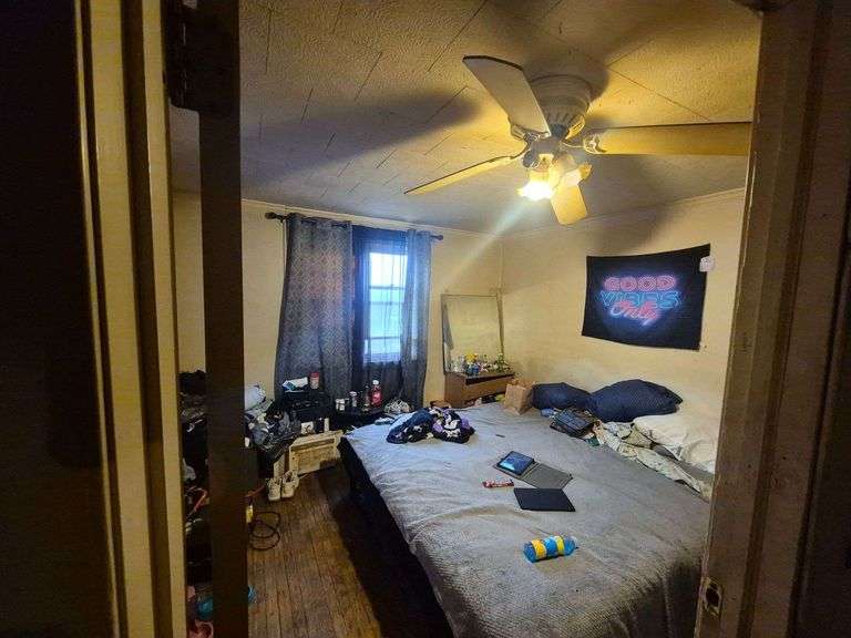 3604 7th St, Baltimore, MD 21225