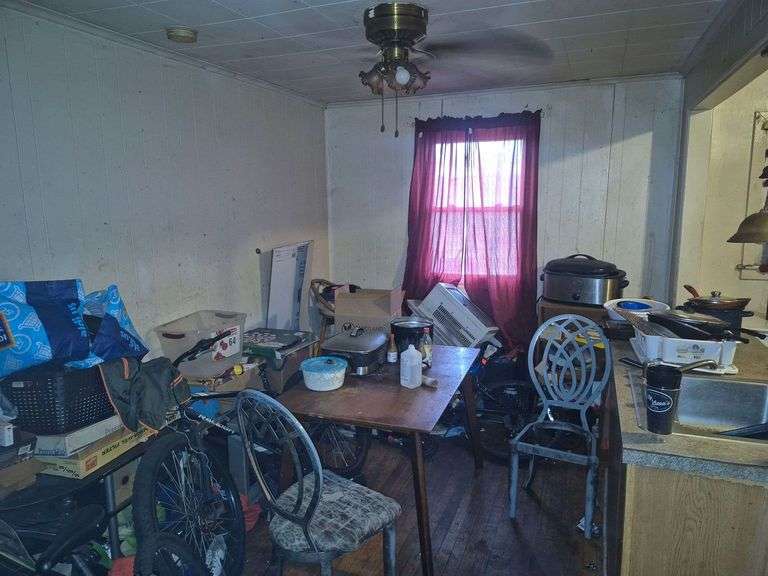 3604 7th St, Baltimore, MD 21225
