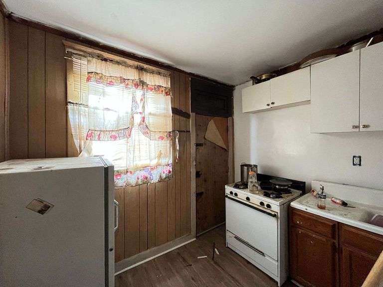 1203 N Curley St, Baltimore, MD 21213