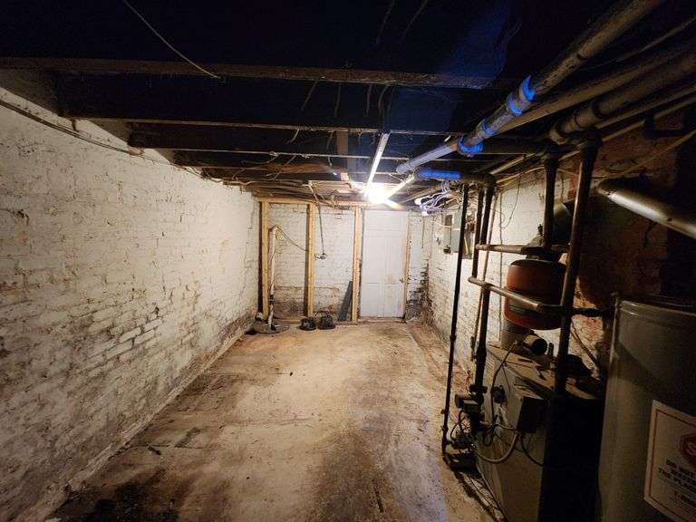 1506 E 29th St, Baltimore, MD 21218