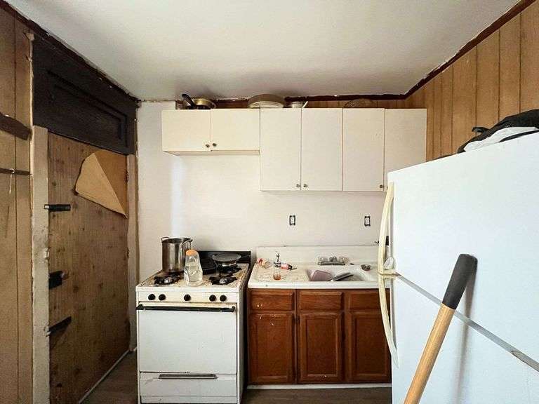1203 N Curley St, Baltimore, MD 21213