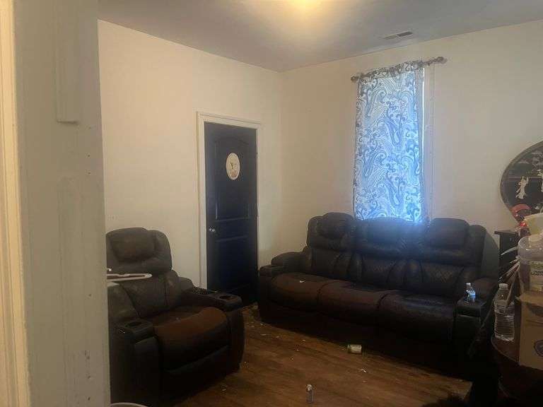 3442 Park Heights Ave, Baltimore, MD 21215