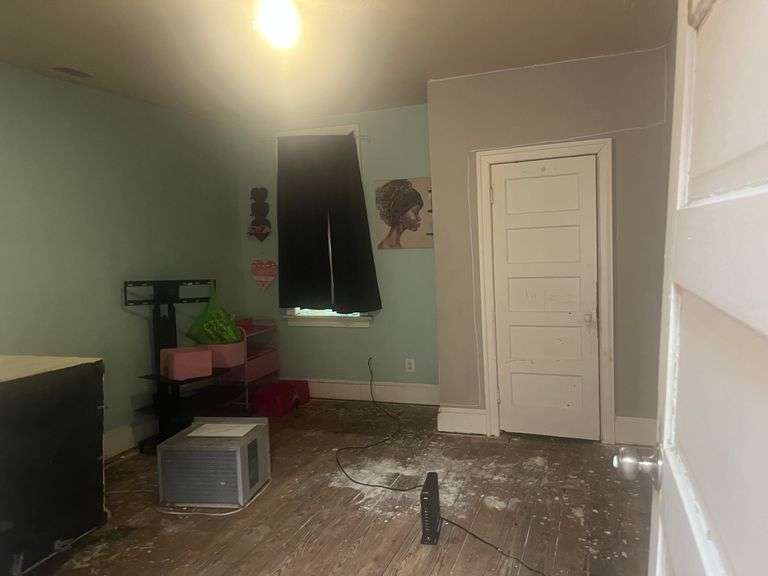 3442 Park Heights Ave, Baltimore, MD 21215