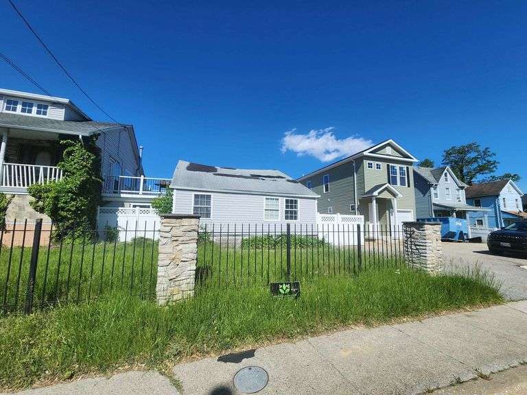 172 Winters Ln. Catonsville, MD 21228