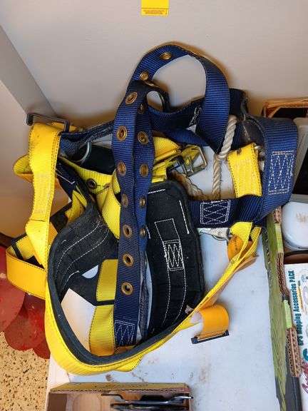 Sala XL Fall Protection Harness - Auction Solutions, Inc - Celebrating ...