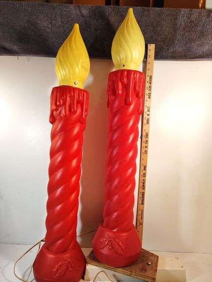 Christmas Holiday and Home Decor - English Warehouse Auction