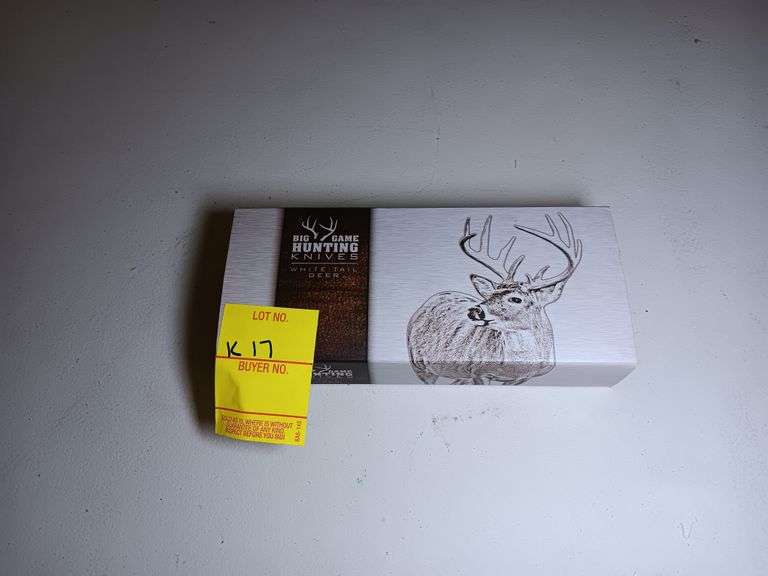 Big Game Hunting Knives White Tail Deer Knife 4" Blade in Wooden Case