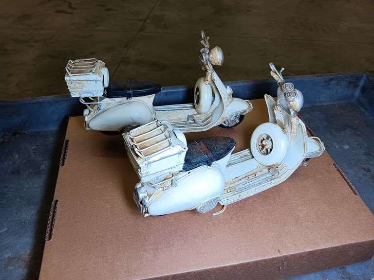 (2) Metal Scooters Décor