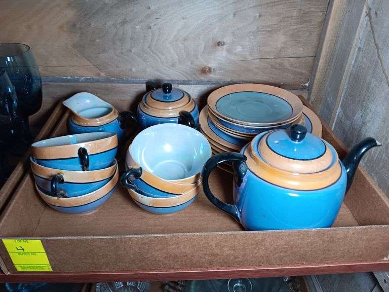 Blue and Gold Japan Tea Set