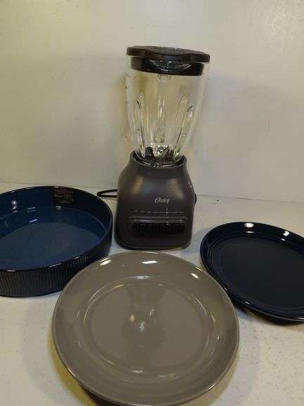 Oster Blender, 2 Stone wear Plates & Yellow Stone Serving Bowl