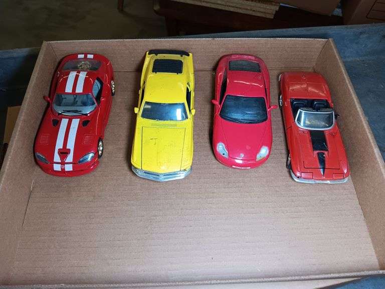 Dodge Viper GTS Coupe Scale 1/24, Porsche 911 Carrera 1997 Scale 1/24, 1970 Boss 302 Mustang Scale 1