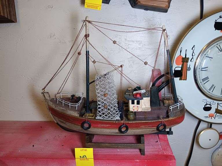 Wooden Fishing Boat 11" Tall
