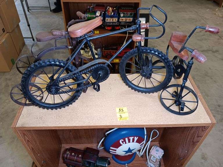 (2) Metal Tricycle and (1) Metal Bicycle Décor
