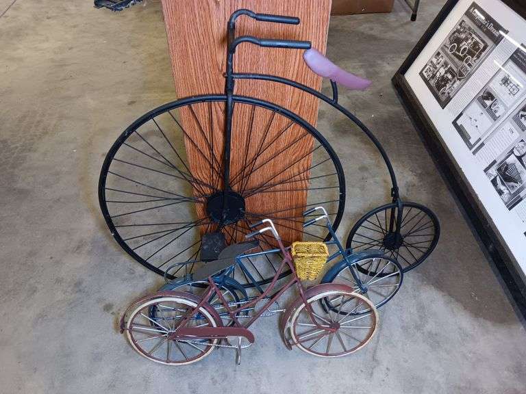 (1) Metal High-Wheel Bicycle and (2) Metal Bicycles Décor