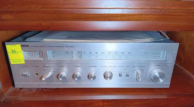 Yamaha Natural Sound Stereo Receiver CR-220