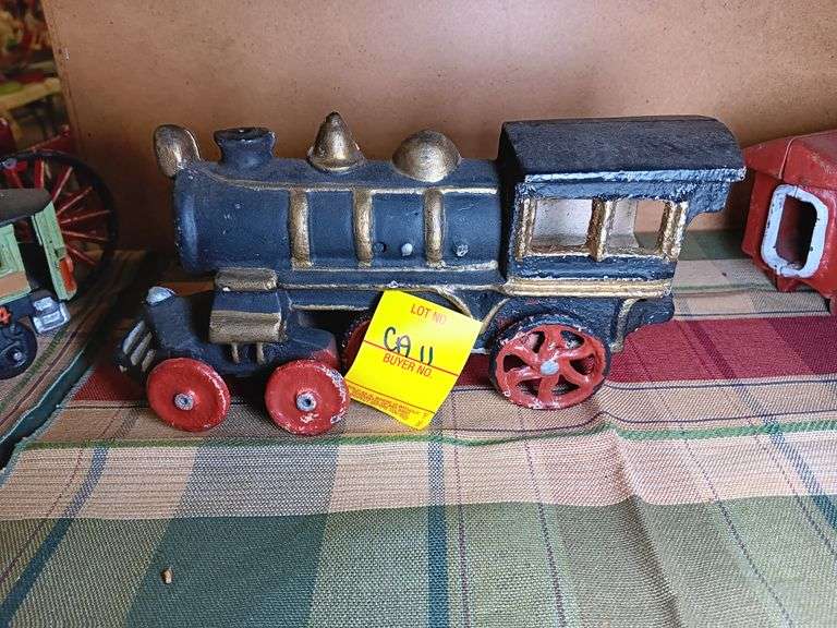 Cast Iron Train Engine Black