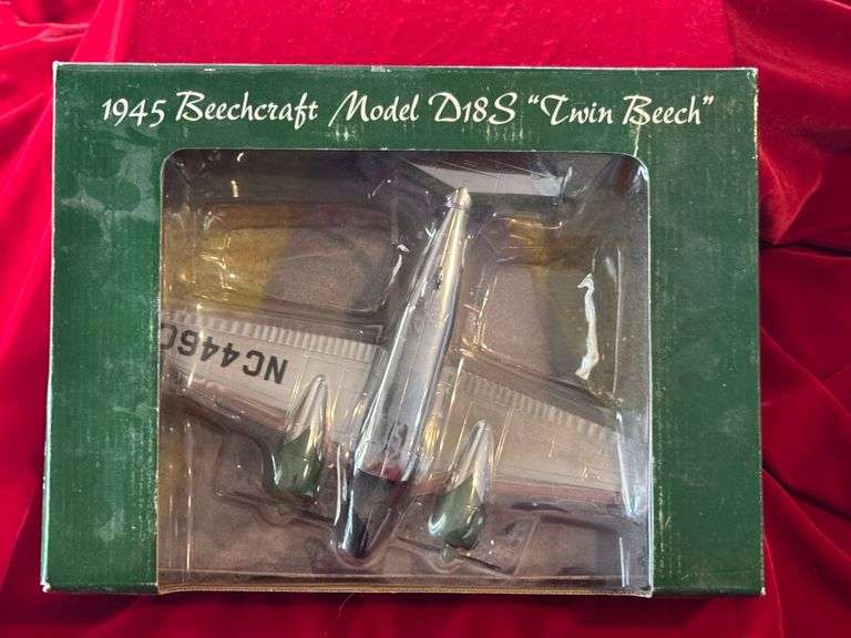 1945 Beechcraft Model D18S "Twin Beech" Shamrock Airplane