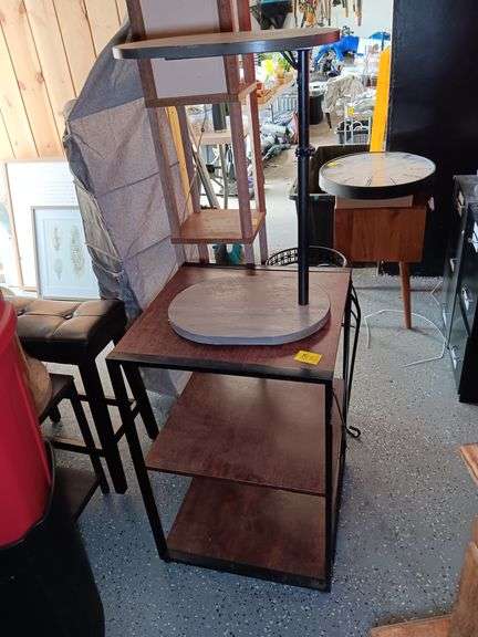 (2) Wooden End Tabes