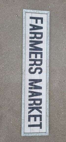 Wood "Farmers Market" Sign