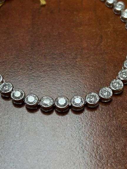 Platinum Round Brilliant cut Diamond bracelet