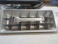 ASST Baking Sheet, Measuring Cup, Baby Mason Jar, 2 LG Pyrex, 2 Meatloaf Pans & Red Lion Ashtray