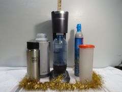 Soda Stream (WORKS) & Soda Stream Compressor Air Thermos & Assorted Containers