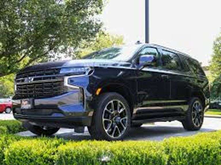 2023 Chevrolet Tahoe 4WD RST