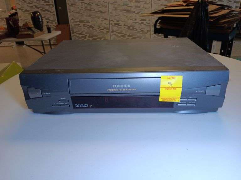 Toshiba Hi-Fi Stereo VCR Player