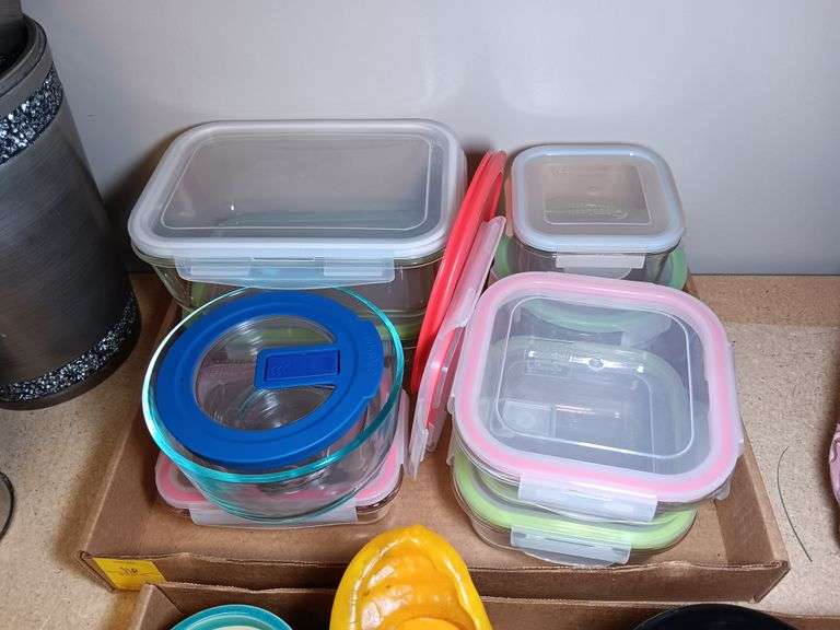 Glass Food Storage Containers with Locking Lids