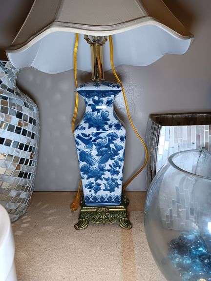 (2) Blue and White Ornate Table Lamps