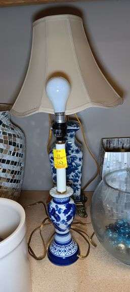 (2) Blue and White Ornate Table Lamps