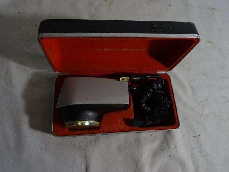 Norelco triple header electric shaver vintage