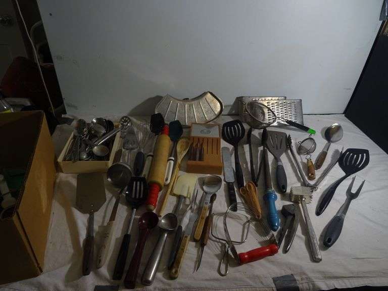 Kitchen utensils
