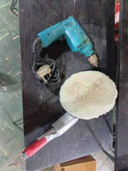 Pneumatic buffer and electric drill