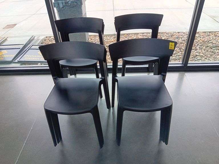 (12) Plastic Restaurant Chairs Sits 18"