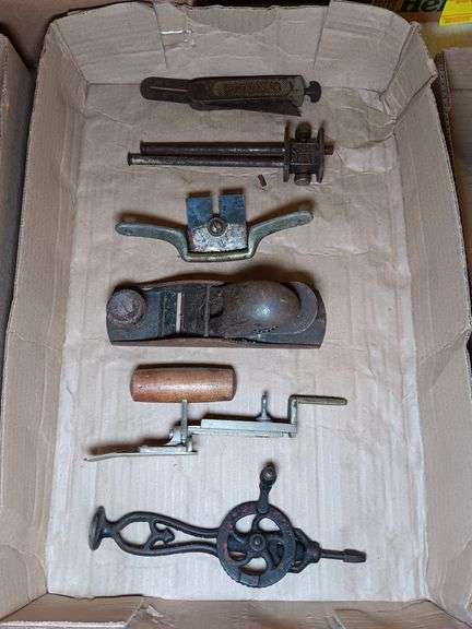 Stanley Clapboard Sidling Gauge, Stanley Mortise Mortice Gauge, Mini Hand Drill and Other Items