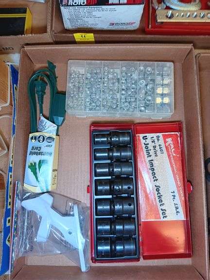 U Joint Impact Socket Set, Extension Cord, Nut Set, and Flag Pole Mount