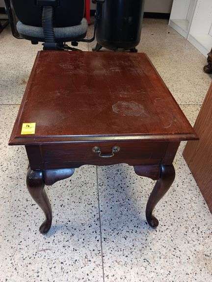 Wooden End Table with Drawer 22 x 27 x 24