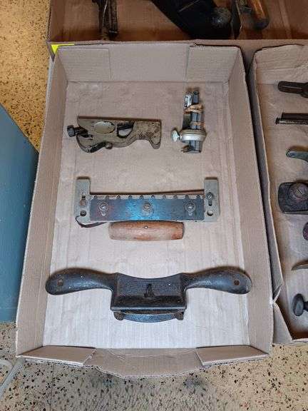 Stanley Cabinet Scraper, Stanley Marking Gauge, Stanley Cabinet Maker's Shoulder Plane and Other Ite