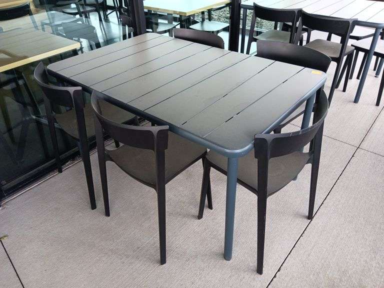 Metal Patio Table with (5) Plastic Chairs 55 x 35