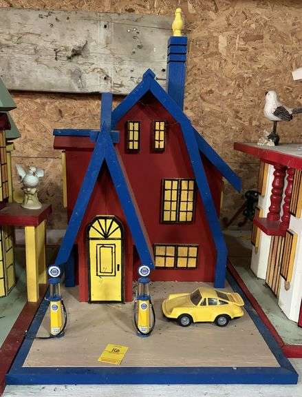 Handmade Birdhouse 18" x 25" x 24"