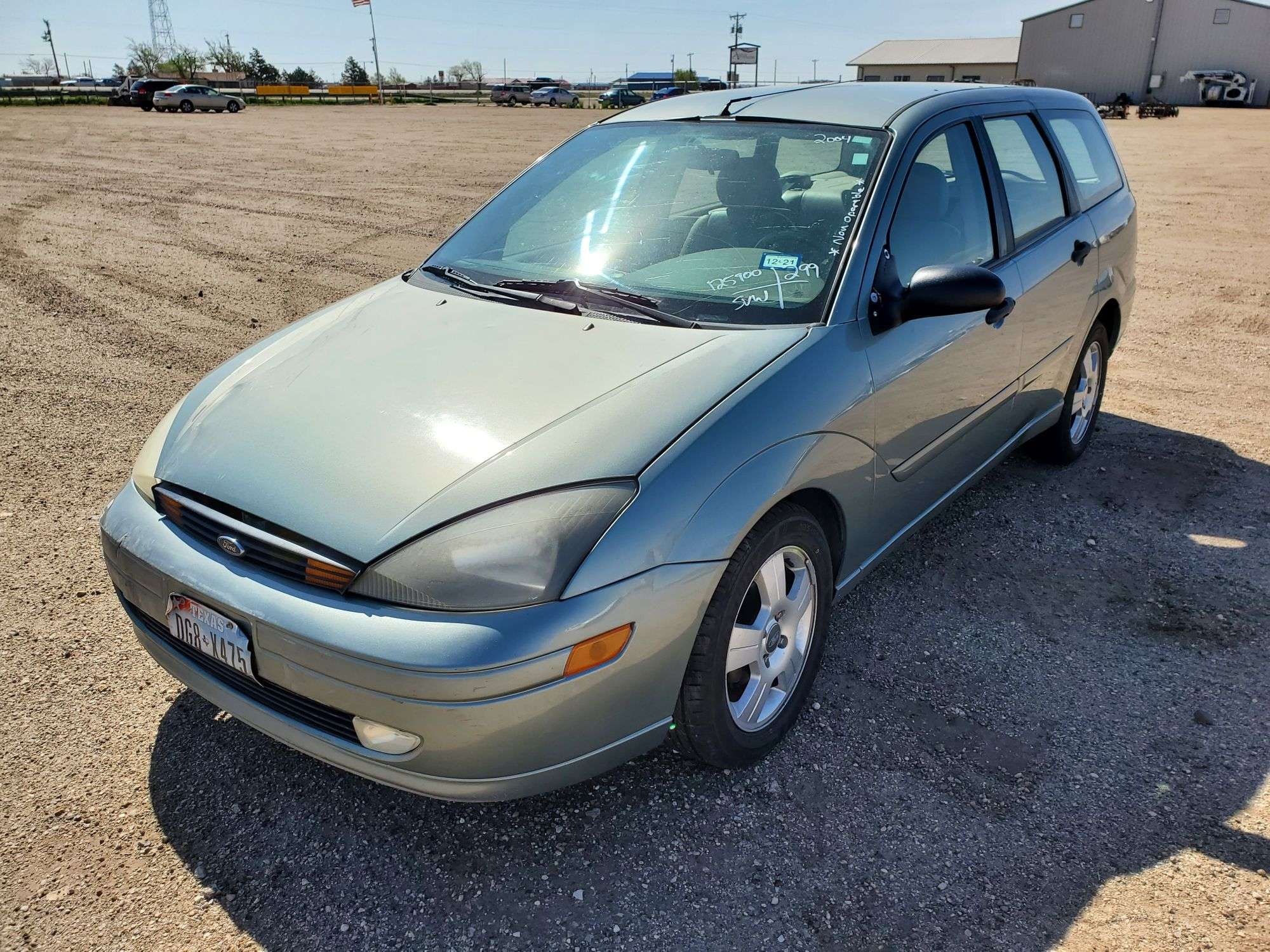 2004 Ford Focus ZTW Wagon 4D - Assiter Auctioneers