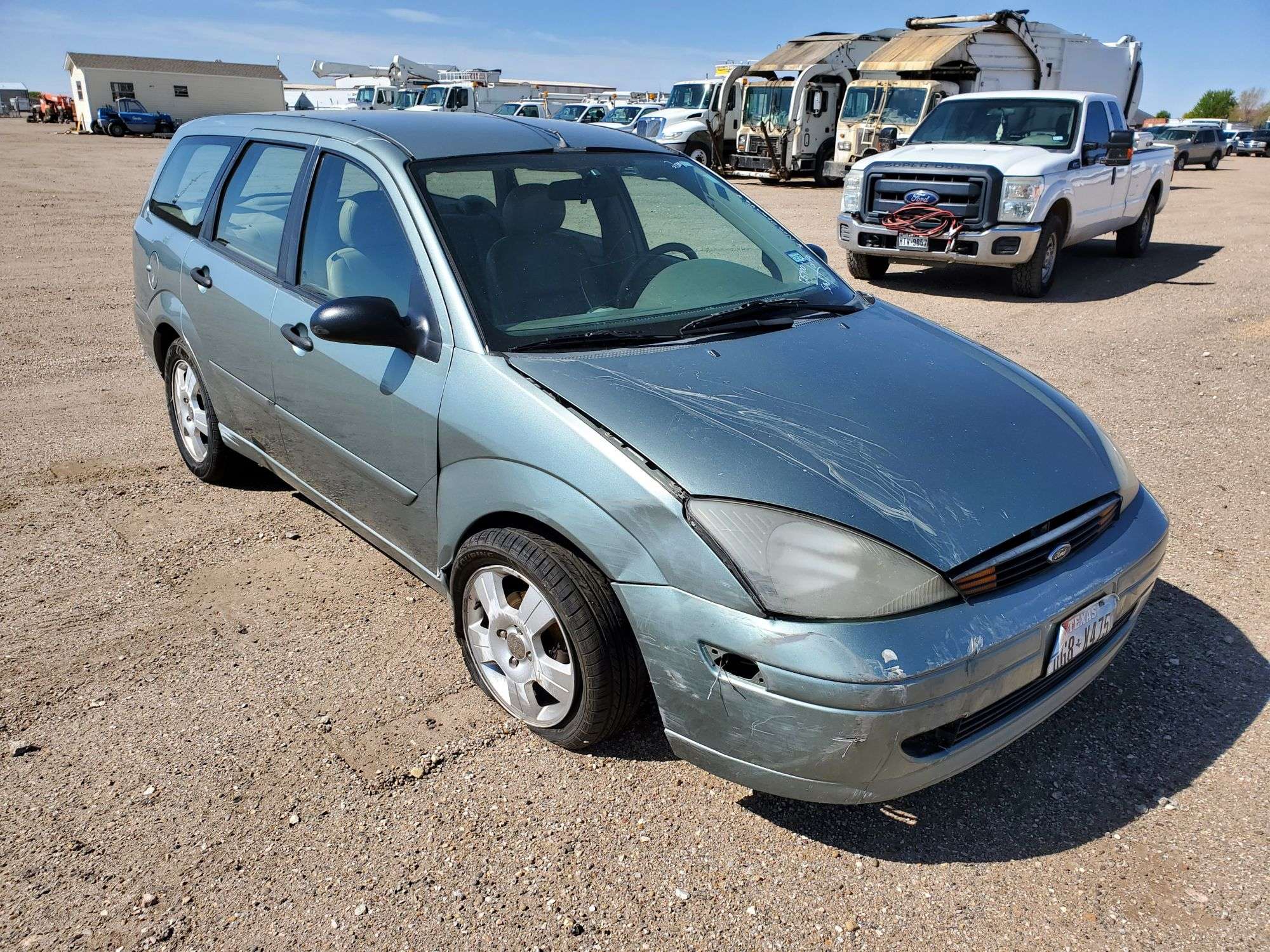 2004 Ford Focus ZTW Wagon 4D - Assiter Auctioneers