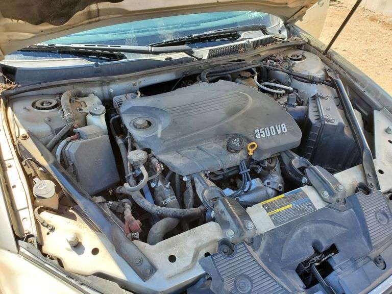 2010 Chevrolet Impala LT Sedan 4D