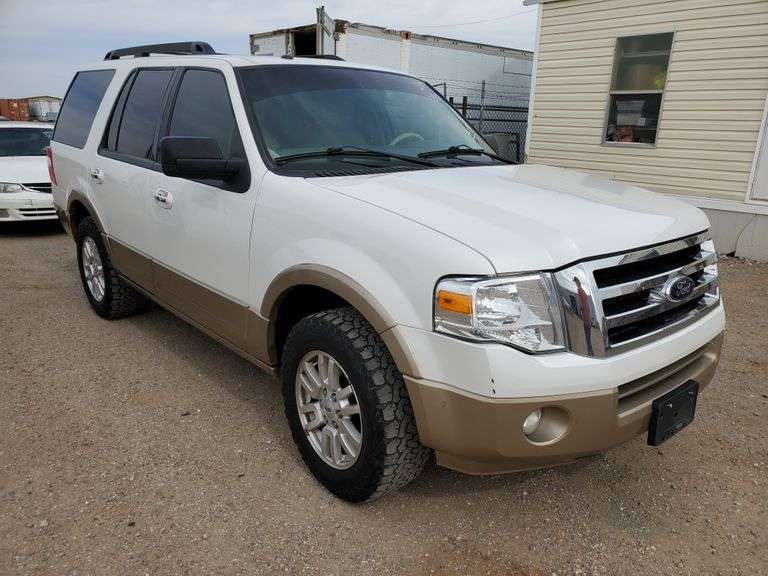 2013 Ford Expedition King Ranch / XLT SUV 4D