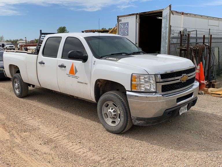 2013 Chevrolet Silverado 2500 W/T Crew Cab / LWB / SWB 4D