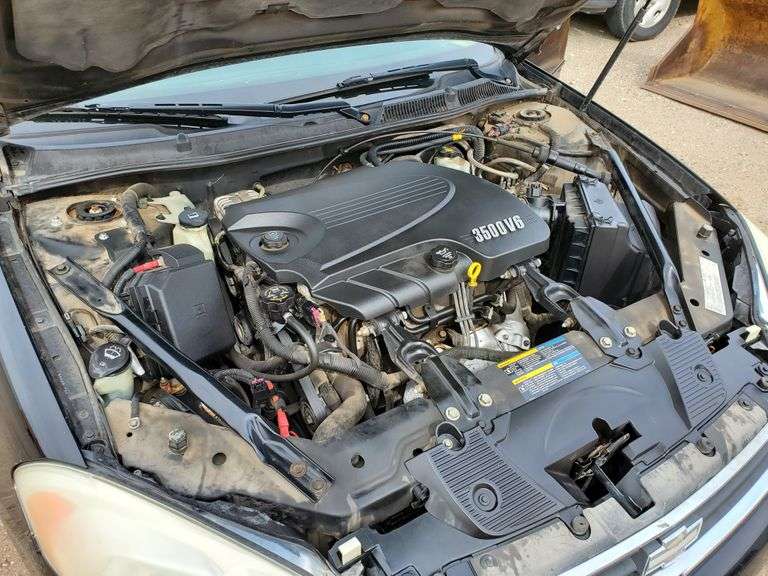 2006 Chevrolet Impala LT Sedan 4D