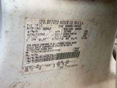 2002 Ford F250 XL  Crew Cab 4D