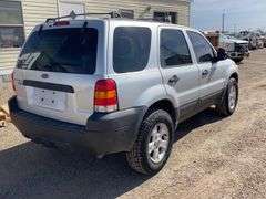 2005 Ford Escape XLT SUV 4D